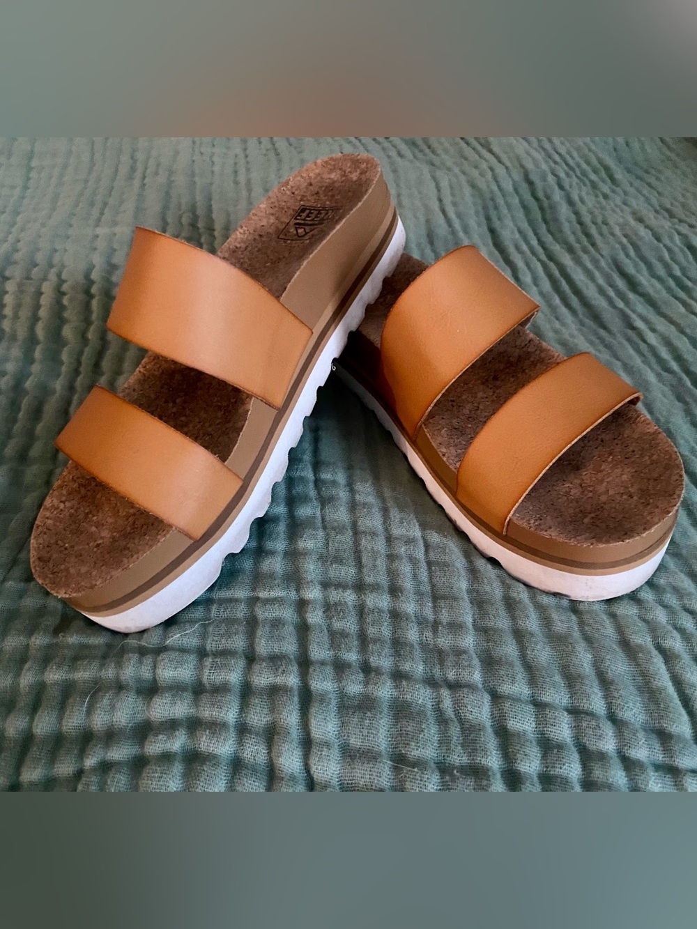 Reef Cushion Bounce Vista Hi Wedge Sandal, Size 9